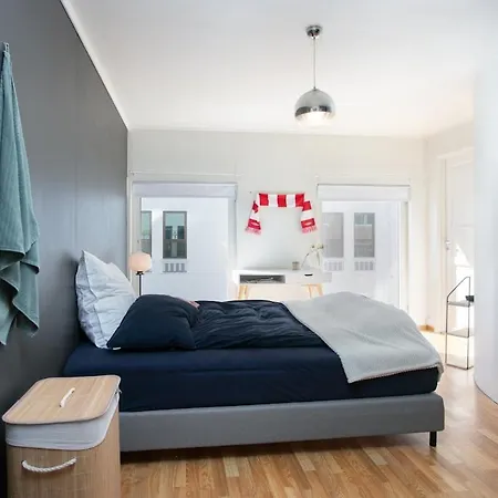 Exclusive 4-room In The Heart Of Downtown